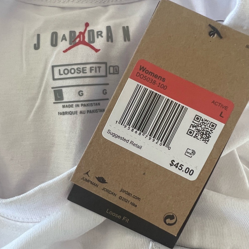 Jordan Nike Essentials Boxy Logo T-Shirt - White - Picture 14 of 14